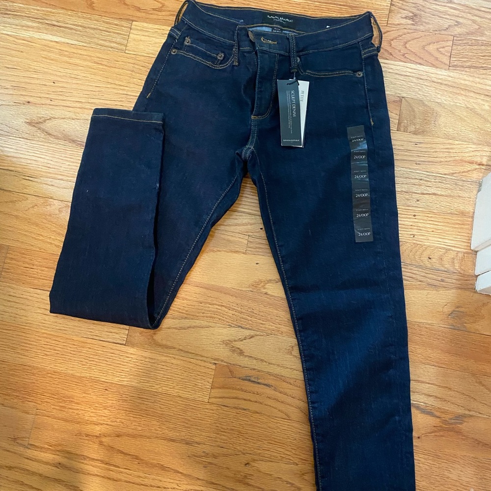 BRAND NEW BANANA REPUBLIC JEANS